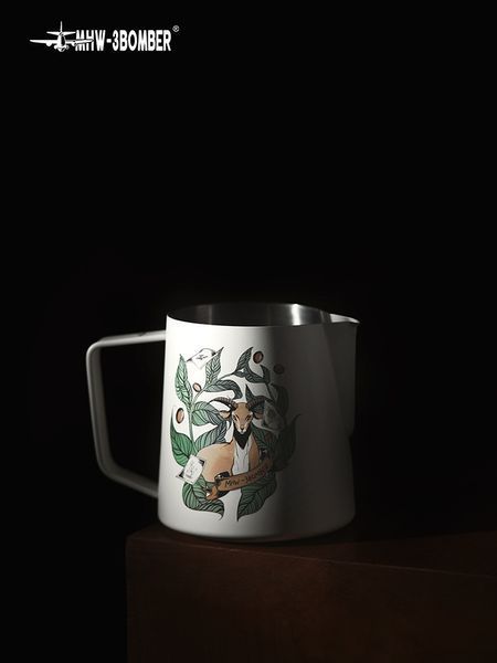 Пітчер з ручкою для молока MHW-3BOMBER 5.0 600мл 6th Anniversary Limited Edition (P5544) aca7e2e5 фото